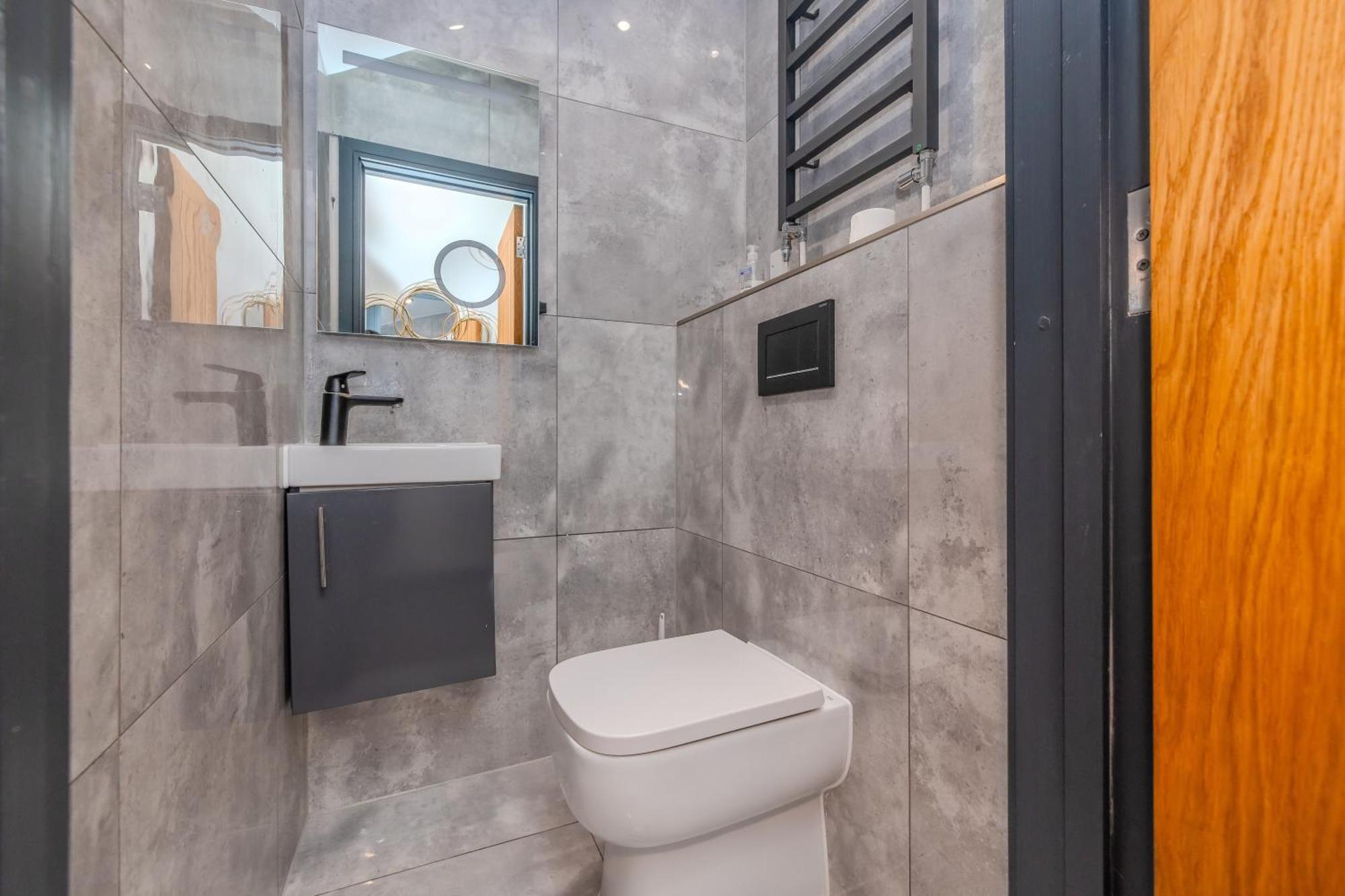 Central Hove 3 Bedroom Flat Bn340Bwil Dış mekan fotoğraf