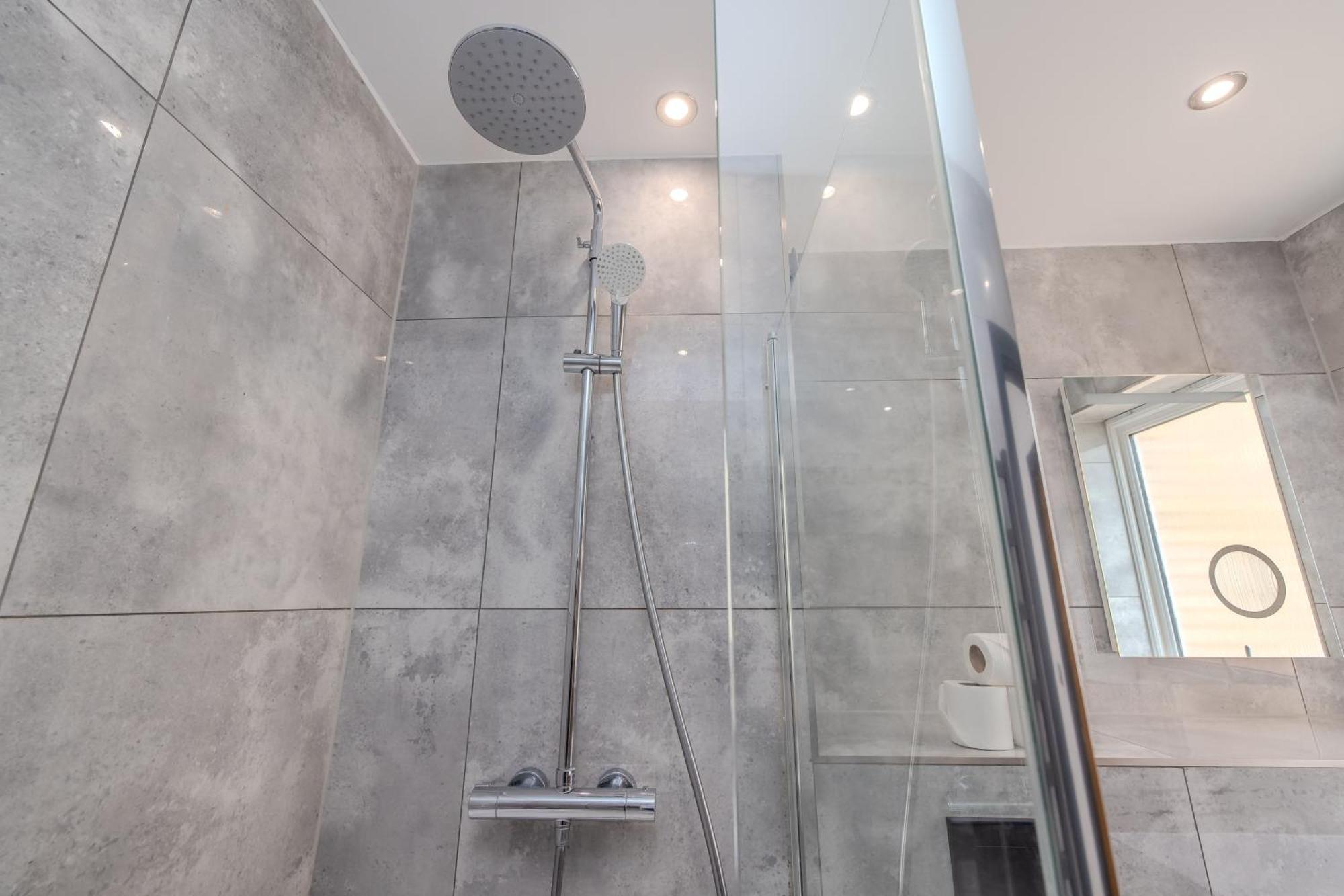 Central Hove 3 Bedroom Flat Bn340Bwil Dış mekan fotoğraf